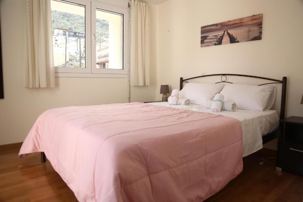 Aura Family Loft Apartment นาฟปลิโอ ภายนอก รูปภาพ
