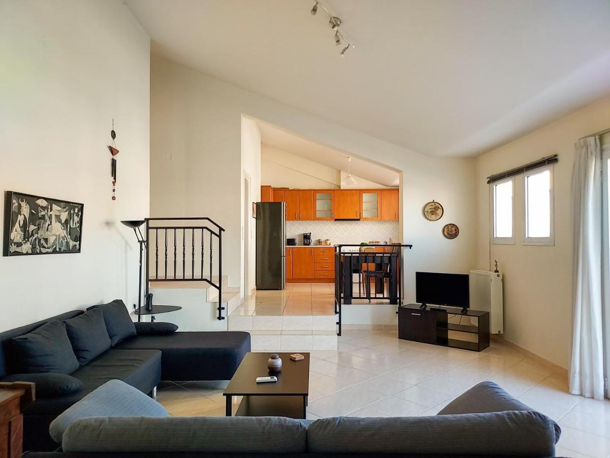 Aura Family Loft Apartment นาฟปลิโอ ภายนอก รูปภาพ